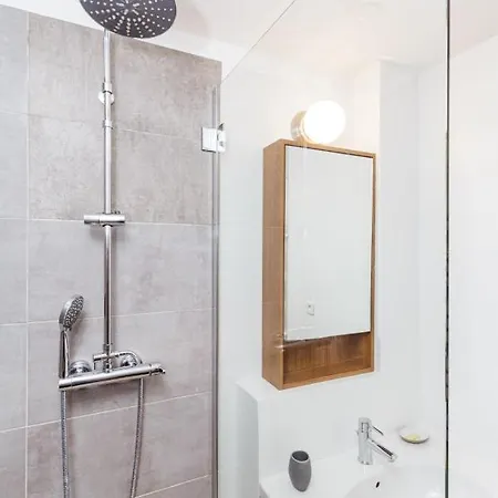 Lovely With View - 11th Arrondissement باريس