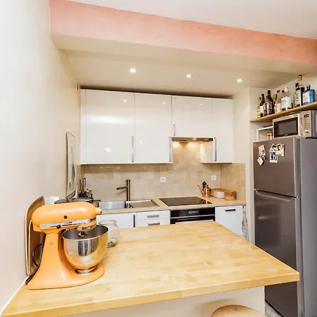 Lovely With View - 11th Arrondissement * باريس
