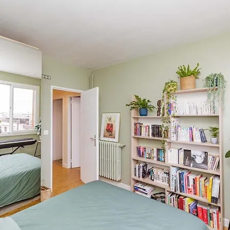Lovely With View - 11th Arrondissement 아파트 *